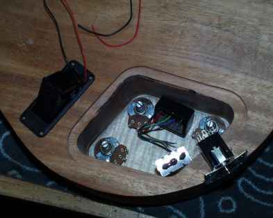 Battery compartment and preamp